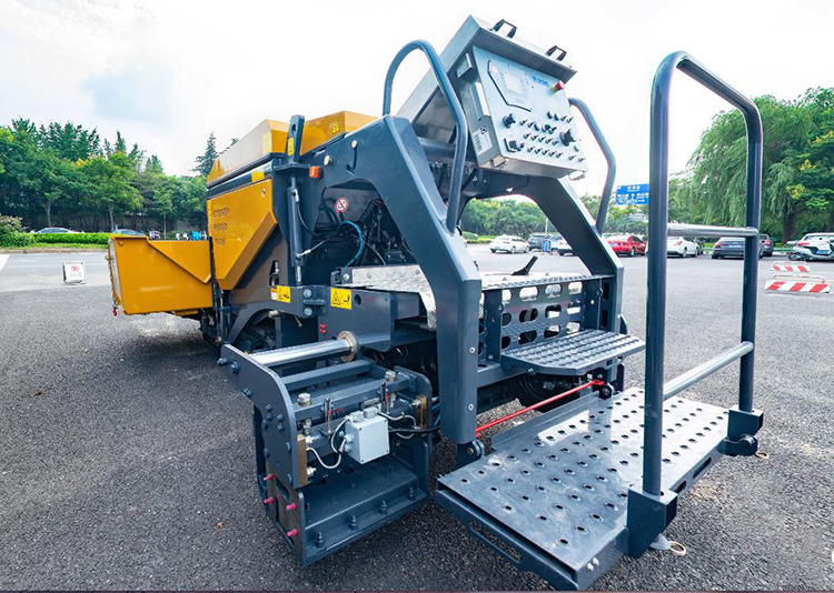 XCMG official pavers RP355 China new asphalt paver machine for road price